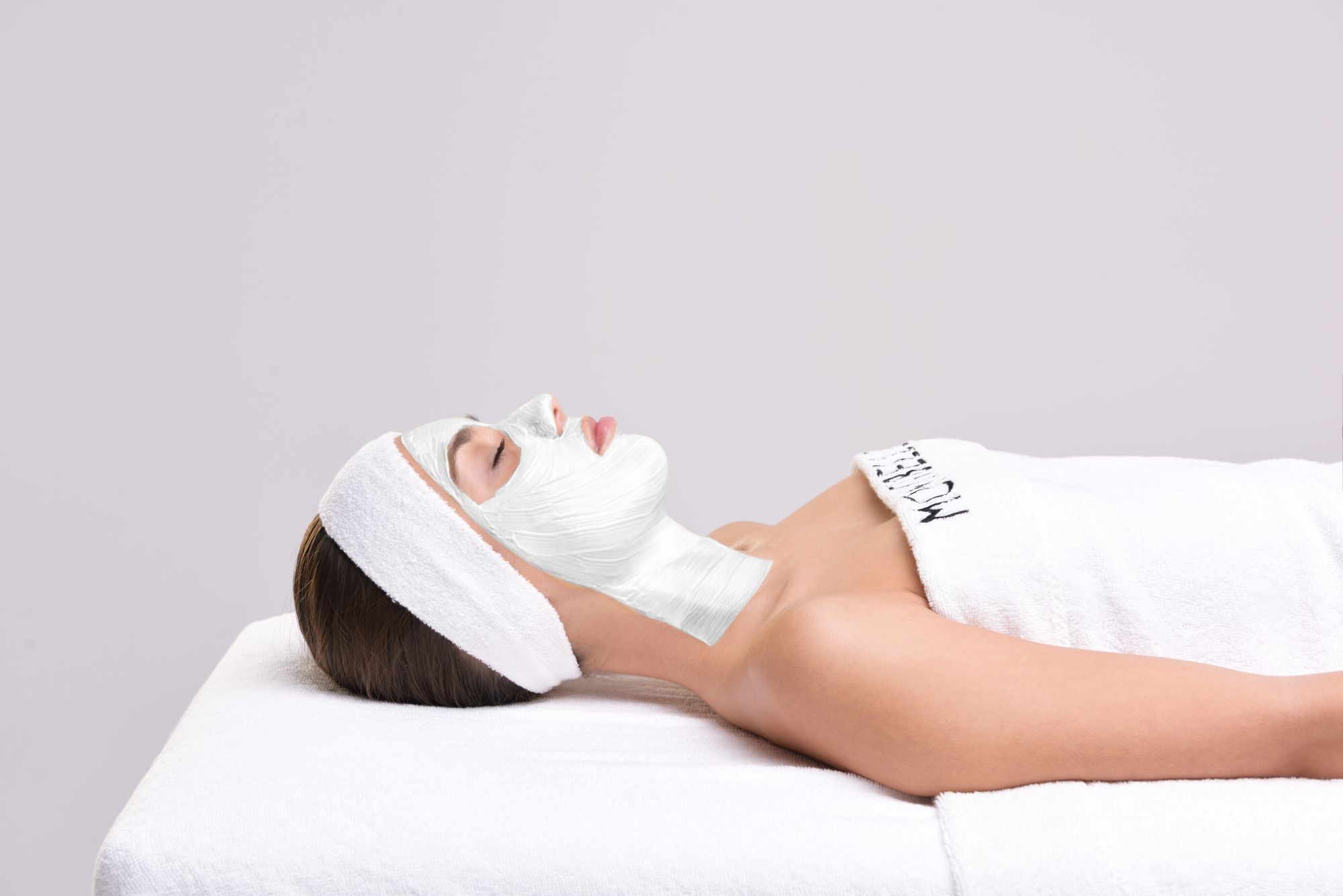 Montibello, Samart Peel Primer